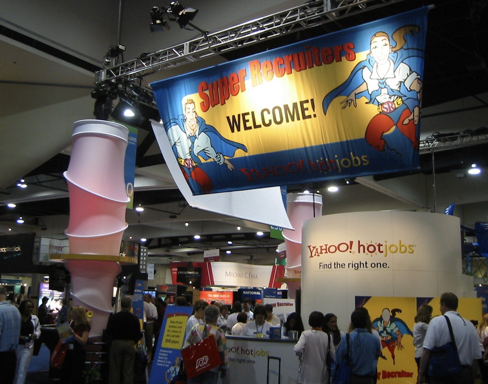Yahoo! HotJobs Super Recruiters trade show booth