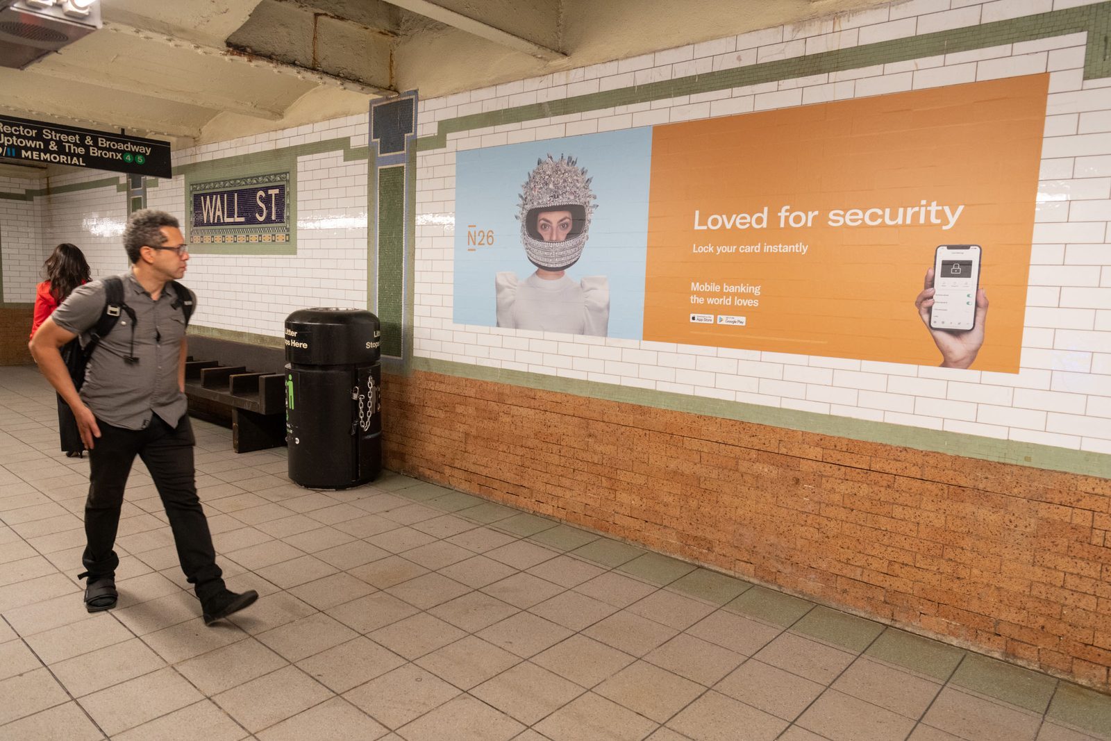 N26 Loved for security poster in the Wall St subway station